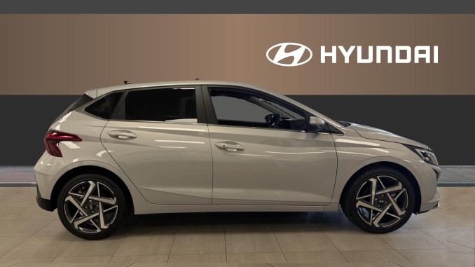 Hyundai i20 1.0T GDi 90 Tech Line 5dr Petrol Hatchback - Image 5